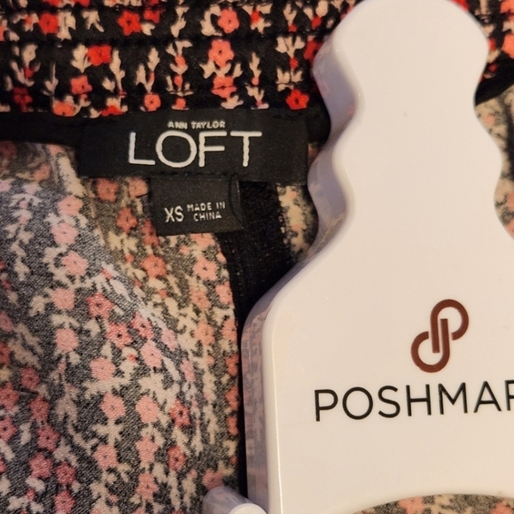 LOFT Women's Sleep Shorts - Picture 4 of 5